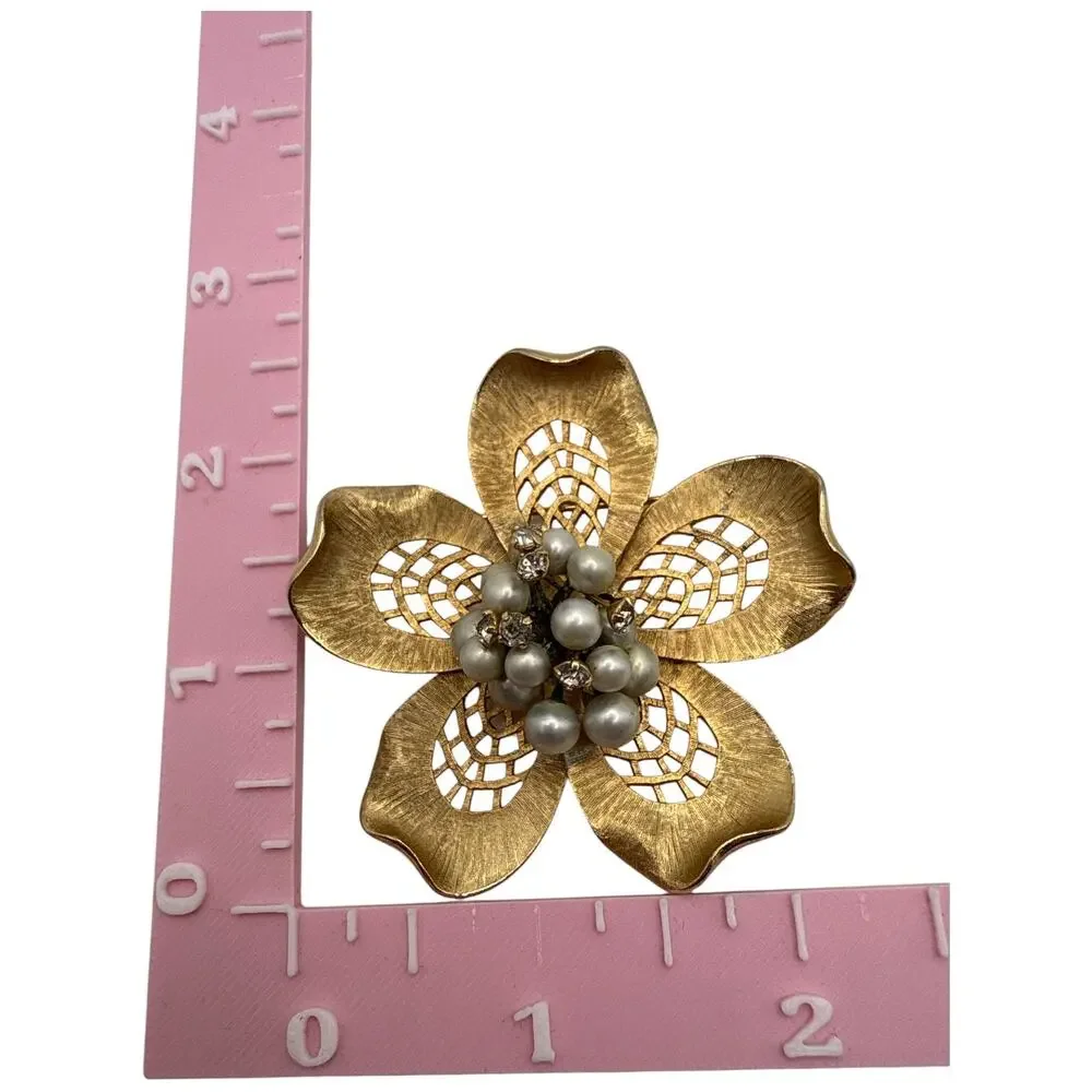 Vintage Vendome Signed Gold Tone Openwork Flower Brooch Faux Pearl Rhinestone